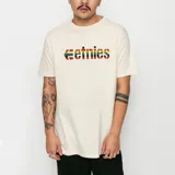 Remera blanca de manga corta con el logo de Etnies estampado en el pecho con diseño de cuadros en colores rojo, amarillo y verde.
