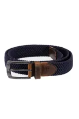 Cinturón trenzado elástico color azul marino con detalles en cuero marrón y hebilla metálica color plomo.