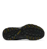 Championes de senderismo Columbia modelo Crestwood Low, color azul marino con detalles en negro y amarillo. Confeccionados en una combinación de gamuza y tejido, cuentan con mediasuela ligera para mayor amortiguación y suela de caucho con tracción para un agarre superior.