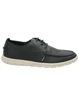 Zapato casual de cuero azul navy de la marca Rockford, modelo Adam. Cuenta con suela de goma blanca, cordones y detalles de costuras visibles.