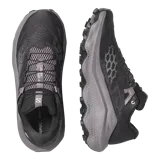 Championes de trail running Salomon modelo Ultra Glide 4, color negro con suela gris con diseño de panal, capellada de malla transpirable y entresuela amortiguada.
