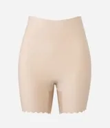 Bermuda modeladora color piel, de microfibra con borde nube y forro de algodón.