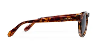 Gafas de sol redondas unisex, con montura carey y lentes polarizadas negras.