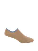Medias invisibles color beige con borde superior en color azul, confeccionadas en algodón y spandex.