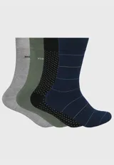 Pack de cuatro pares de medias de caña media marca Arrow, con diseños variados que incluyen rayas horizontales, puntos pequeños y lisos en tonos azul, negro, verde militar y gris.