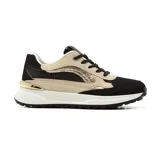 Championes urbanos Korium Ailen, color beige con detalles en negro y dorado.