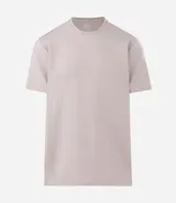 Remera deportiva de manga corta y cuello redondo, confeccionada en tejido tech fleece con tecnología dry que facilita la transpiración y el secado rápido. Presenta un corte comfort holgado y diseño liso sin estampas.