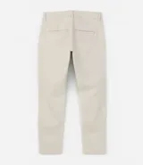 Pantalón skinny negro de sarga con elastano, estilo social, con cierre de botón y cremallera, y cintura con trabillas.