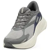 Championes de running Puma MaxStride Lite SD, color gris con detalles en azul marino y entresuela gruesa color blanco off-white con tecnología PUMALITE.