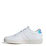 Championes Adidas Breaknet 3.0 de estilo urbano inspirado en el tenis, confeccionados en material sintético blanco con las icónicas tres tiras laterales y suela de goma en tono gris claro.