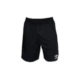 Short deportivo Umbro de color negro con detalles en blanco en el ruedo y logo de la marca estampado en la pierna izquierda.