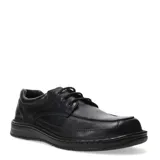 Zapato de hombre Lombardino de estilo casual, confeccionado en cuero negro con cierre de cordones. Presenta una costura frontal distintiva y una suela de goma resistente y liviana.