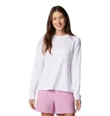 Remera de manga larga Columbia Tidal Tee II de color blanco, confeccionada con tecnología de secado rápido, protección solar Omni-Shade UPF 50 y evaporación Omni-Wick, diseñada especialmente para pesca y actividades al aire libre.