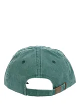 Gorra clásica de algodón orgánico con efecto lavado en color verde, con bordado frontal de un perro basset hound.