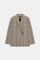 Blazer de cuello solapa y manga larga con diseño de cuadros. Presenta cierre frontal cruzado con botones.