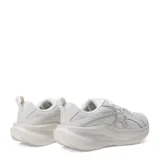 Championes de running Under Armour modelo Assert 11, color blanco, con diseño de malla transpirable y suela con amortiguación Charged Cushioning.