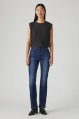 Jeans Levi's 725 Hi Rise Bootcut Eternal, de tiro alto y corte bootcut, color azul oscuro.
