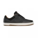 Zapatillas Etnies Marana negras con detalles en marrón y suela blanca.
