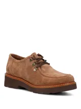 Zapatos de gamuza marrón Hush Puppies modelo Renovo, con diseño robusto, cordones y suela gruesa de goma.