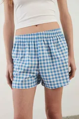Short de pijama de algodón gris claro melange, con cintura elástica y diseño cómodo.