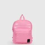 Mochila Bubba de diseño acolchado (puffy) en color rosado, con compartimento principal con cierre, bolsillo frontal con cierre y asas superiores.