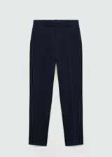 Pantalon de vestir de corte recto y tiro medio, con bolsillos laterales y bolsillos de ribete en la parte posterior. Presenta trabillas para cinturón y cierre frontal.