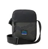 Morral Rip Curl No Idea Pouch Search Camo, diseño en color negro y verde militar con estampado de montañas y correa ajustable.