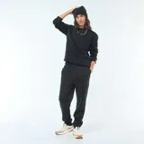 Pantalón de jogging negro de muletón con cordones ajustables en la cintura.