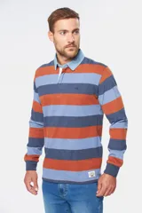 Remera polo tipo rugby rayada en tela de jersey con cuello en denim lavado y puños en rib. Frente con botones personalizados y bordado en el pecho.