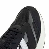 Championes deportivos Adidas modelo Lightshift 2.0, color negro con detalles en blanco. Presentan una combinación de malla y materiales sintéticos en el exterior, con las icónicas tres tiras laterales en blanco y mediasuela con tecnología Lightmotion para mayor amortiguación.