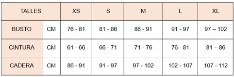 Vestido corto de tirantes finos con acabado brillante, escote recto y falda acampanada.