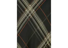 Falda midi de corte al bies con estampado de cuadros escoceses en tonos oscuros, con líneas finas en beige y naranja. Presenta un diseño fluido y ligero.