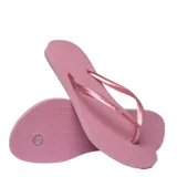 Chancletas Havaianas modelo Slim de color dorado, con suela de goma texturizada y tiras finas metálicas.