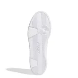 Championes urbanos Adidas modelo Hoops Classic, de diseño monocromático en color blanco. Presentan la silueta clásica de básquet con las tres tiras laterales características de la marca y suela de goma resistente.