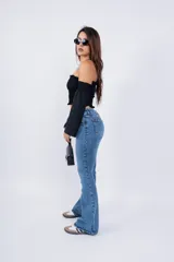 Pantalón de jean Oxford de tiro bajo, color celeste.