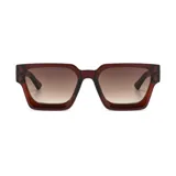 Lentes de sol modelo Praga con armazón rectangular de plástico reciclado en tono marrón traslúcido y cristales degradados.