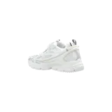 Championes Off-White Be Right Back de estilo chunky, color blanco con detalles plateados, diseño de malla y superposiciones sintéticas, suela dentada y la clásica etiqueta bridada de la marca.