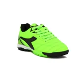 Championes de fútbol Diadora Tifosi Tf para hombre, color verde neón con detalles en negro y suela multitaco.