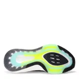 Championes Adidas Ultraboost 22 de mujer, color negro con detalles en blanco y celeste.