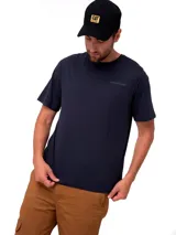 Remera de manga corta y cuello redondo color azul marino, con logo de la marca estampado en el pecho y en la espalda.