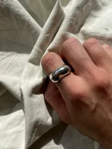 Anillo bombé de plata 925 hecho a mano. Se realiza por pedido a medida, con una demora de 21 días.