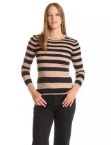 Buzo de tejido acanalado con diseño de rayas horizontales en color negro y beige, cuello redondo y manga larga.
