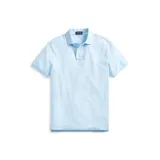 Remera polo de algodón color rosado, corte Custom Slim Fit, manga corta y cuello con botones. Cuenta con el logo bordado en el pecho.