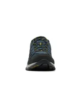 Championes de senderismo Columbia modelo Crestwood Low, color azul marino con detalles en negro y amarillo. Confeccionados en gamuza y tejido, cuentan con mediasuela Techlite para mayor amortiguación y suela de caucho con tecnología Omni-Grip para una tracción superior.