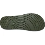 Ojotas Crocs Flip de color verde militar, con tiras finas y logo de la marca en relieve. Fabricadas en material Croslite™ para mayor ligereza y comodidad.