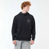 Buzo con capucha de color negro, confeccionado en tejido de felpa, con diseño de estampado gráfico minimalista en el pecho y puños acanalados.