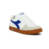 Championes urbanos Diadora modelo Helio Lifestyle, color blanco con detalles en azul y suela marrón.
