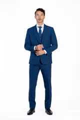 Ambo de vestir Florenzi modelo Minimat, color azul, compuesto por saco de dos botones con solapa clásica y pantalón de corte slim fit.