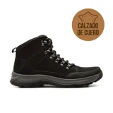 Bota casual de cuero negro con diseño de caña media, cordones reforzados con ganchos metálicos y suela de goma antideslizante con entresuela gris.