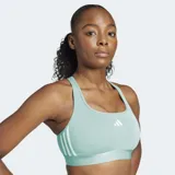 Top deportivo de soporte medio color verde menta, con escote cuadrado, espalda tipo racer-back y banda inferior elástica. Presenta las tres franjas características de Adidas en los laterales y tecnología de absorción de humedad AEROREADY.